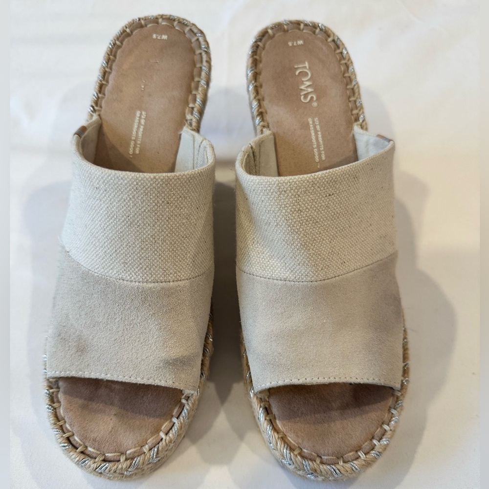 TOMS Women's Cream Slip-On espadrille wedges